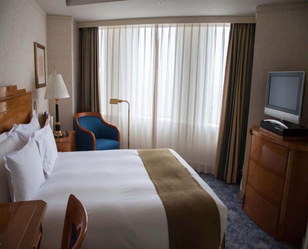 Luxury Hotel Curtains in Dubai and Abu Dhabi